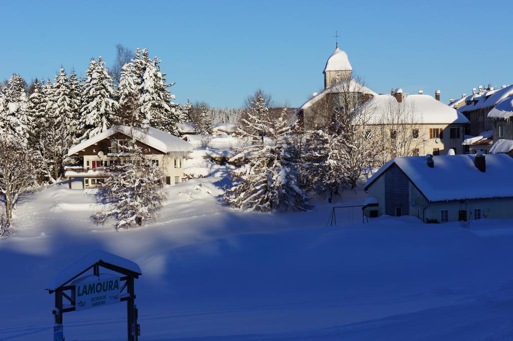 La Spatule, Logis Du Jura Lamoura Buitenkant foto