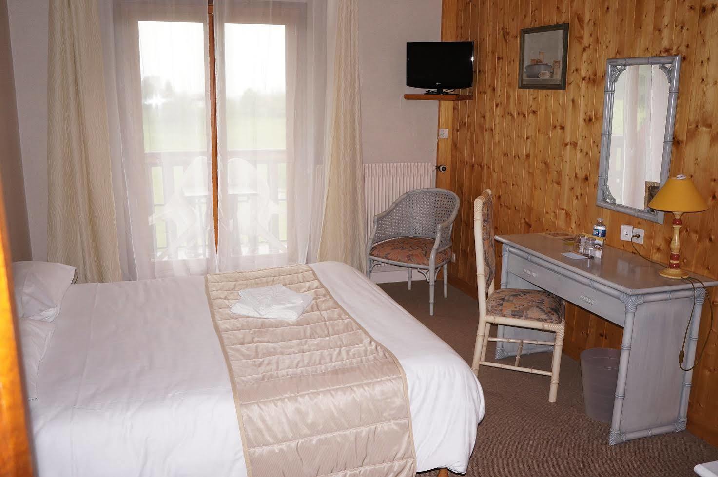 La Spatule, Logis Du Jura Lamoura Buitenkant foto